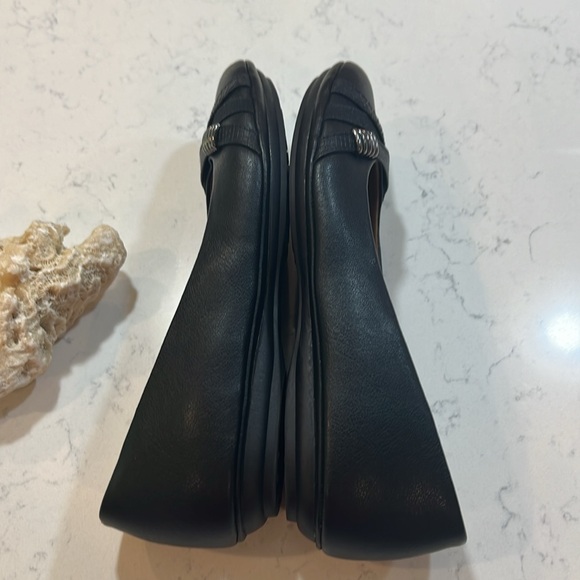 Eurosoft by Sofft Women's Shainna Ballet Flat Size 8 - Picture 12 of 15